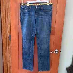 Lucky Brand Charlie Straight Jean, size 8 Regular, Medium Wash, EUC